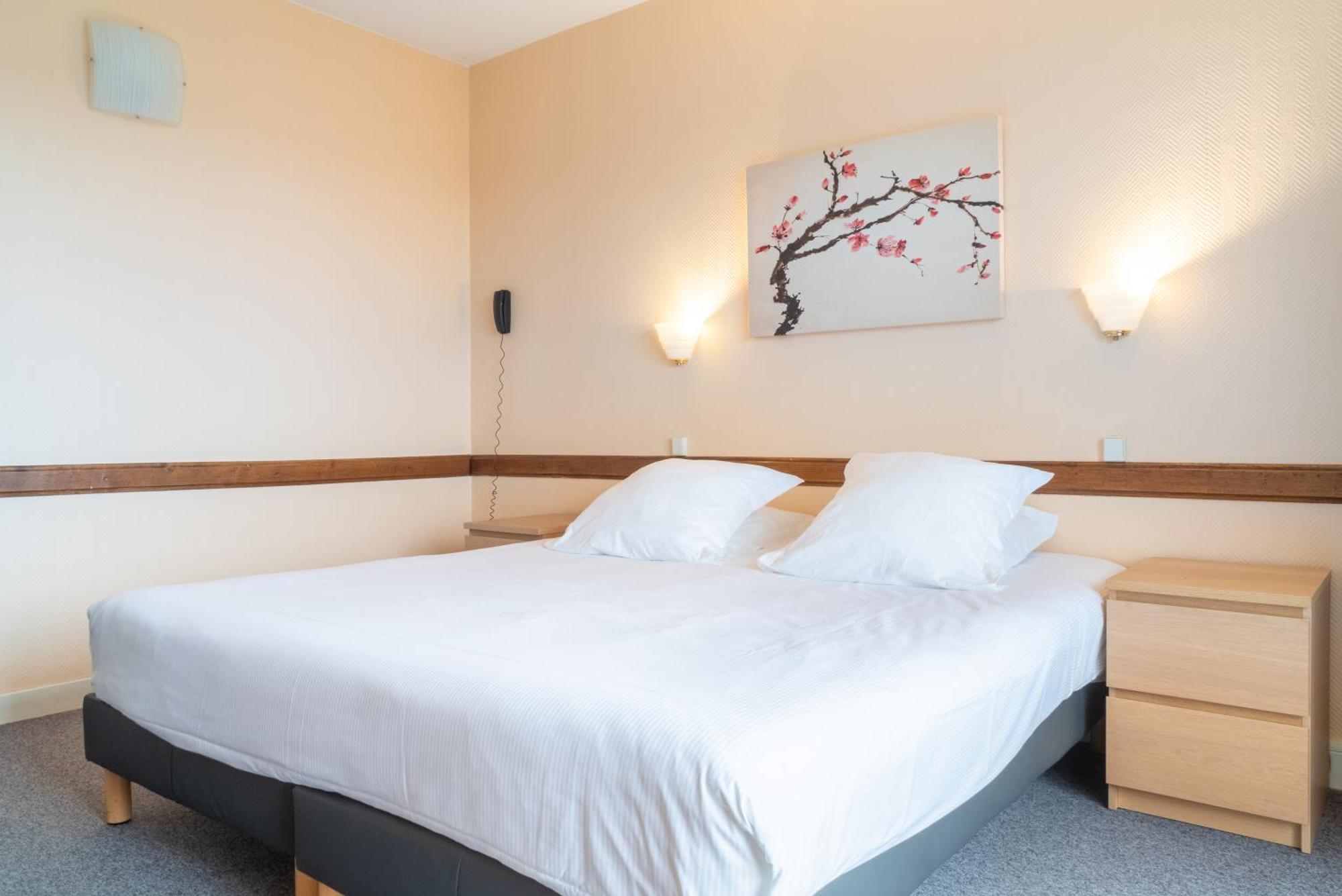 Brit Hotel Le Parc Vichy Бельрив-сюр-Алье Экстерьер фото