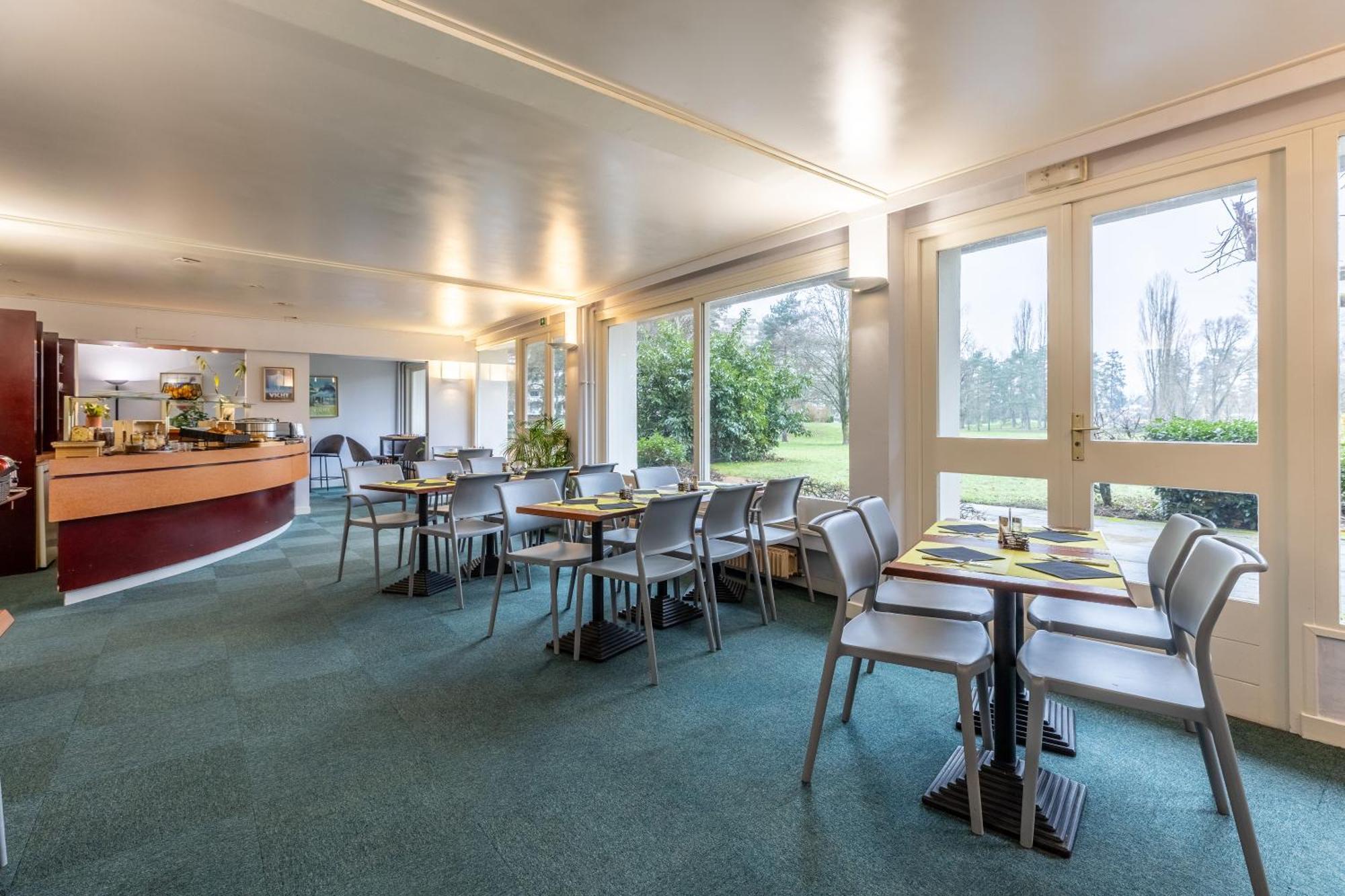 Brit Hotel Le Parc Vichy Бельрив-сюр-Алье Экстерьер фото