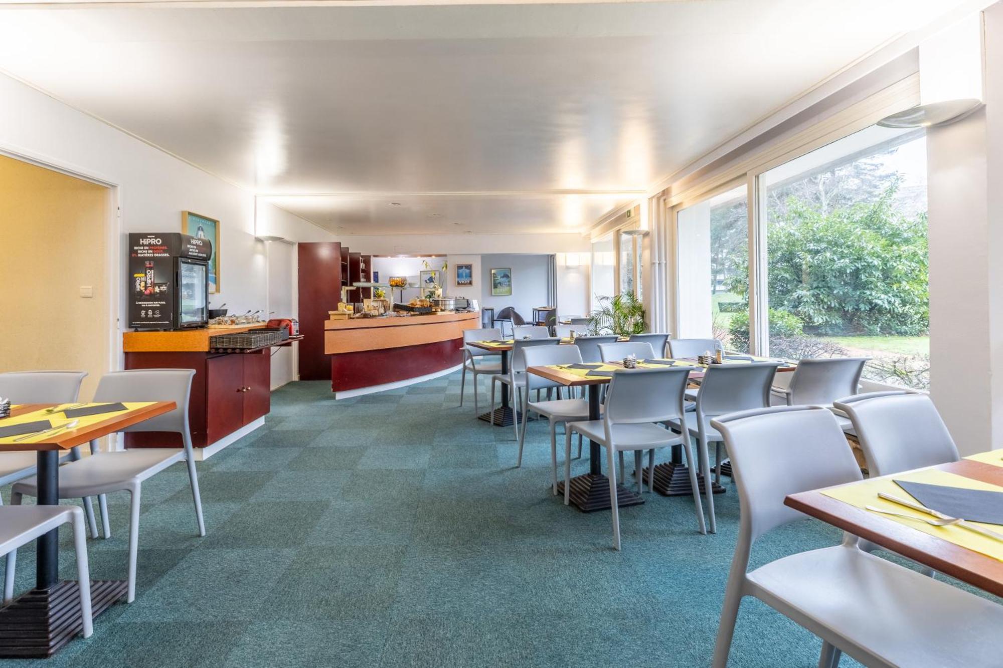 Brit Hotel Le Parc Vichy Бельрив-сюр-Алье Экстерьер фото