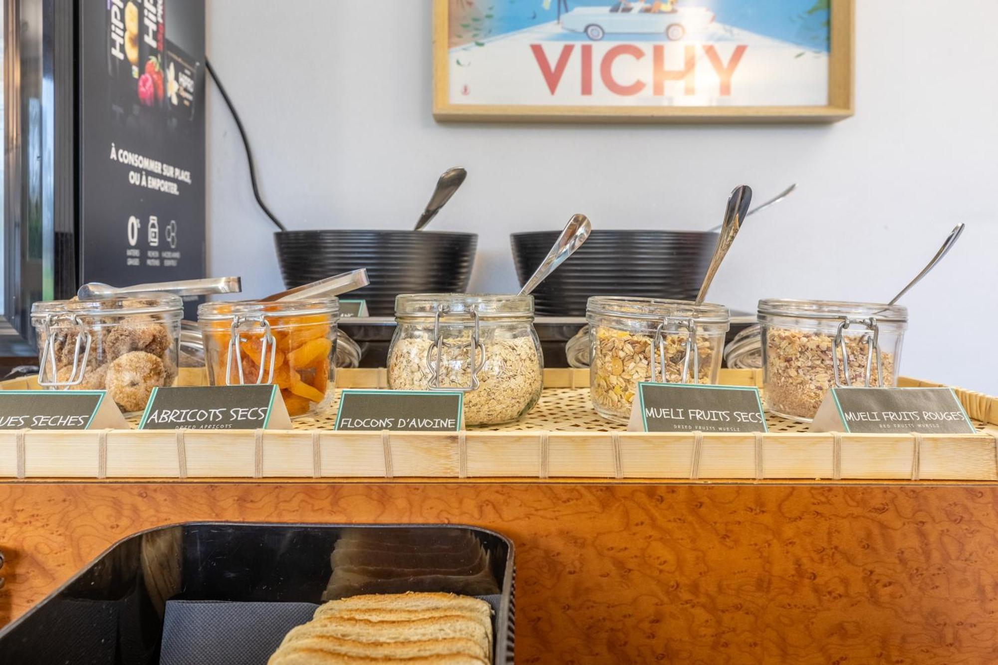 Brit Hotel Le Parc Vichy Бельрив-сюр-Алье Экстерьер фото